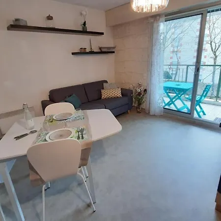 La Bigeonniere 1 Avec Piscine Proche Centre *